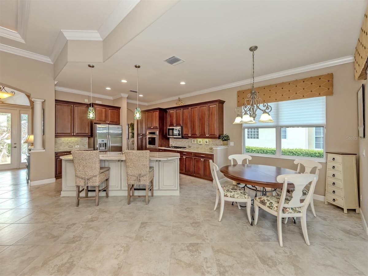 234 MARTELLAGO DRIVE — photo 13 of 73