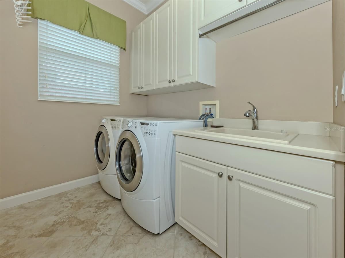 234 MARTELLAGO DRIVE — photo 27 of 73