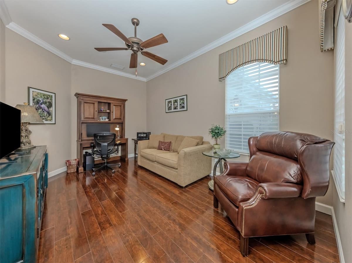 234 MARTELLAGO DRIVE — photo 19 of 73