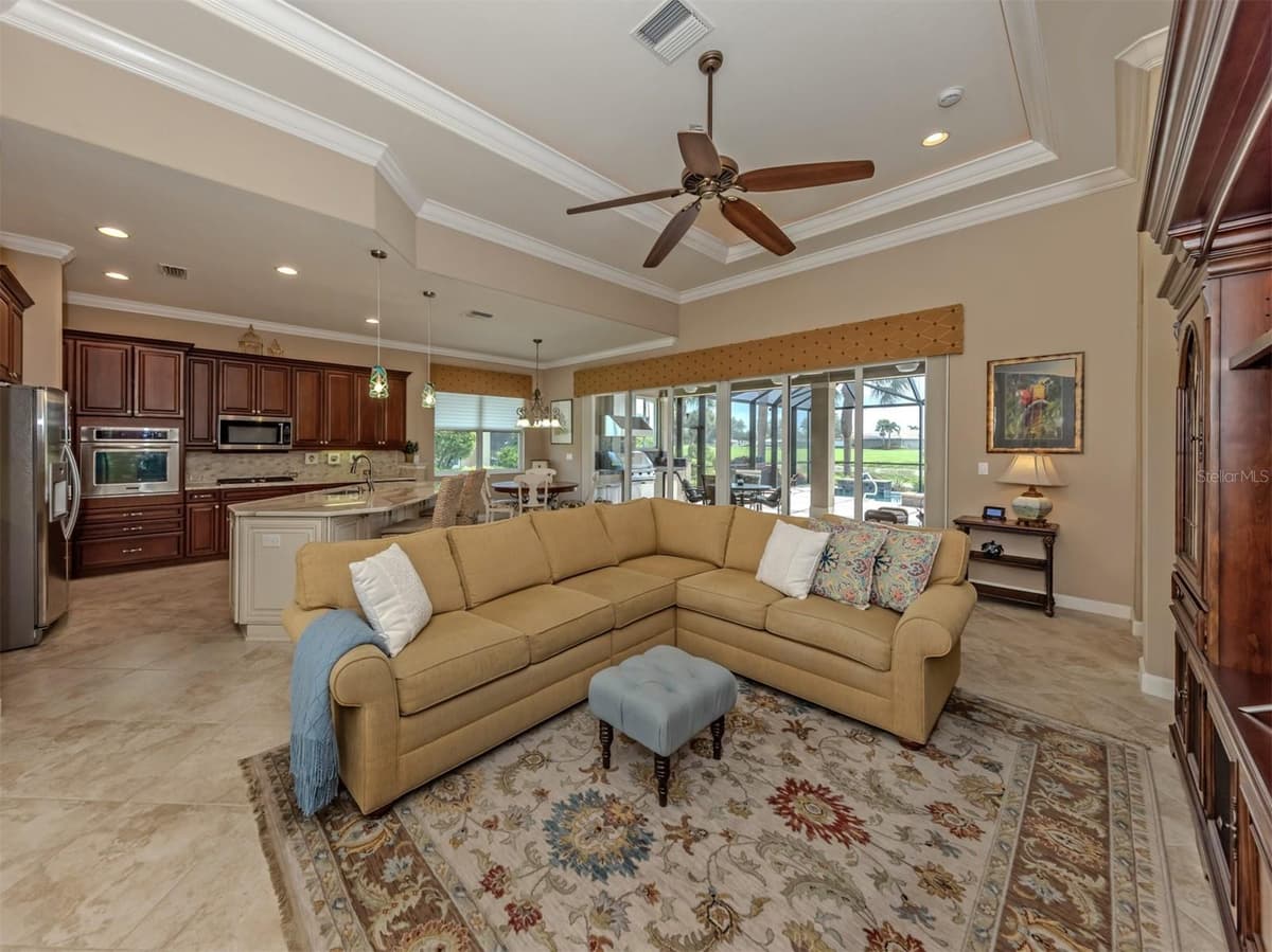234 MARTELLAGO DRIVE — photo 16 of 73