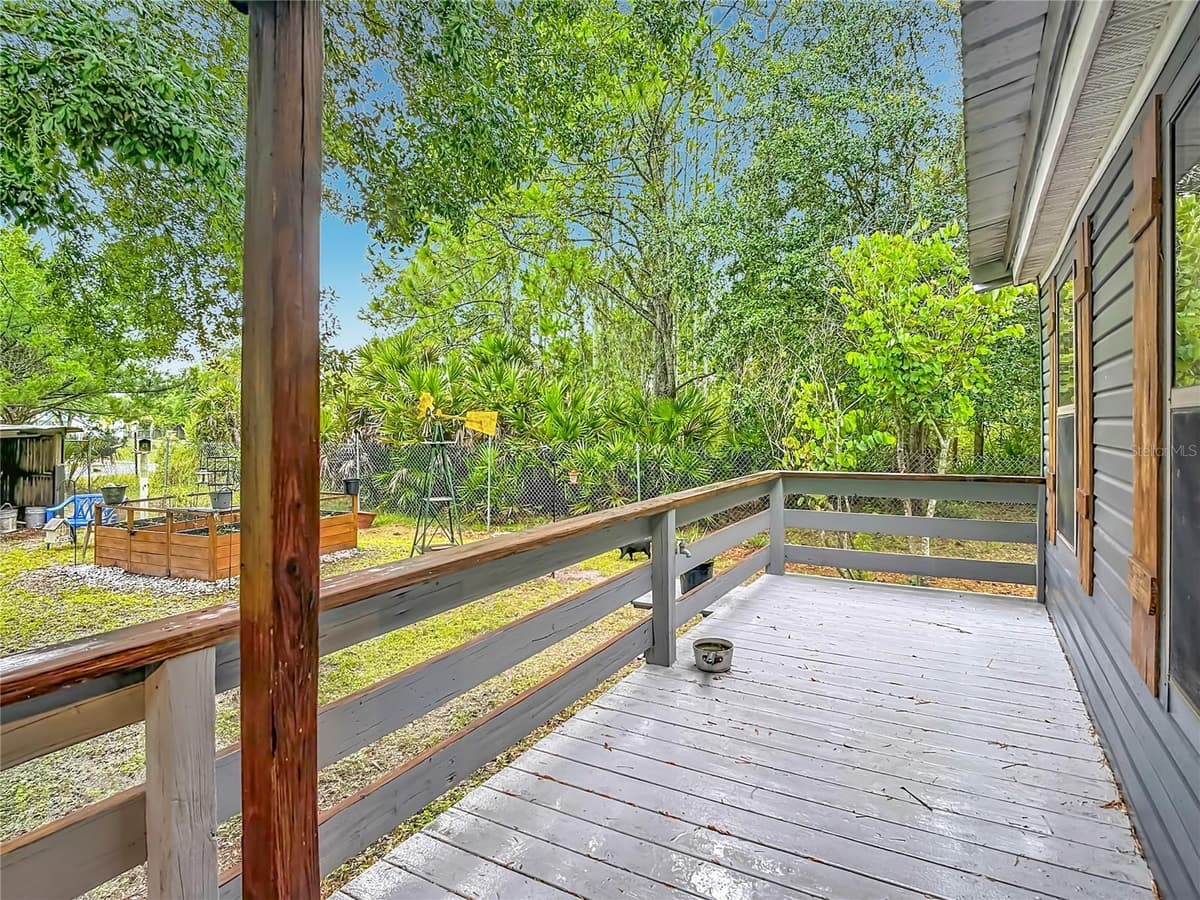 9385 CONCORD ROAD — photo 14 of 72