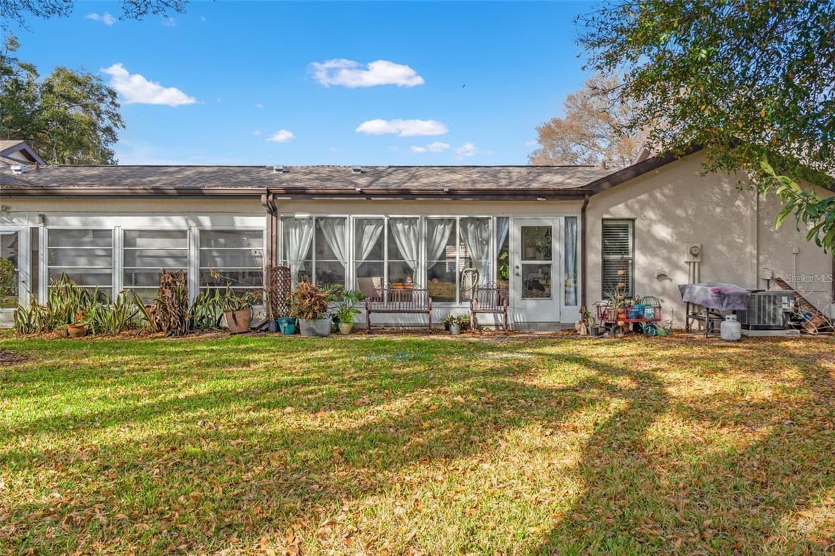 7427 HEATHER WALK DRIVE — photo 19 of 27