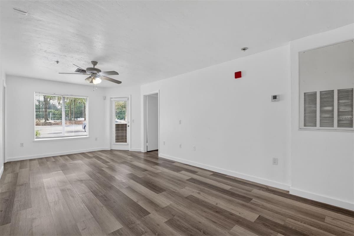 4000 23RD STREET — photo 7 of 26
