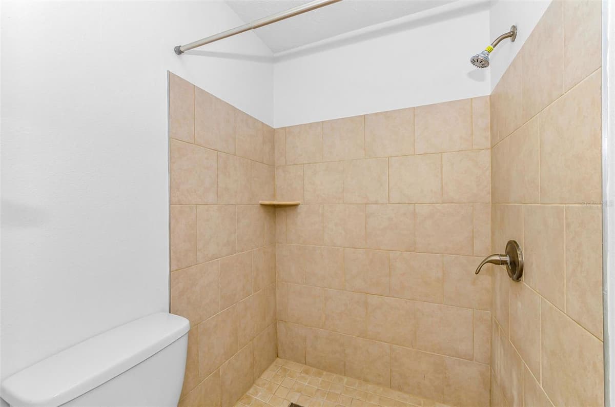3684 TROPHY BOULEVARD — photo 11 of 83