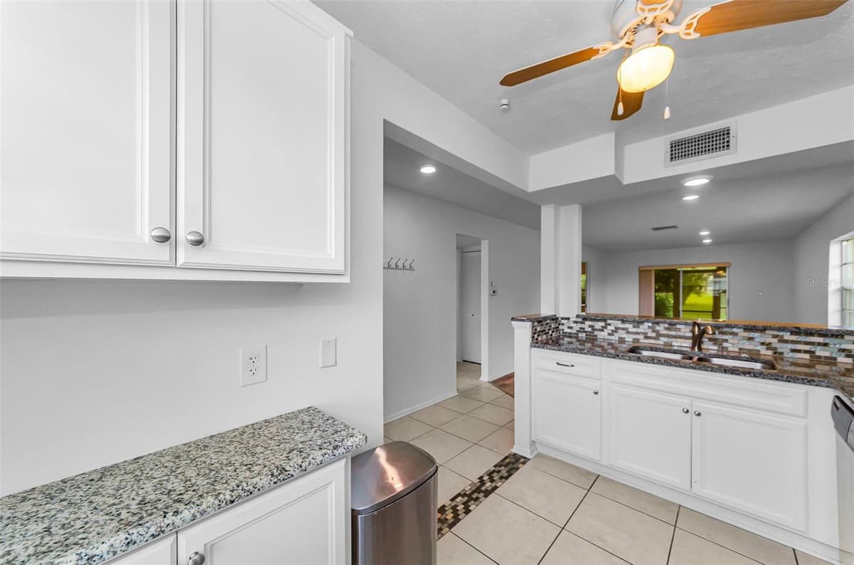 3684 TROPHY BOULEVARD — photo 21 of 83