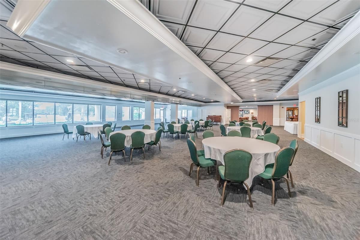 3684 TROPHY BOULEVARD — photo 45 of 83