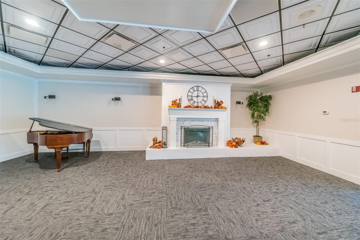 3684 TROPHY BOULEVARD — photo 44 of 83