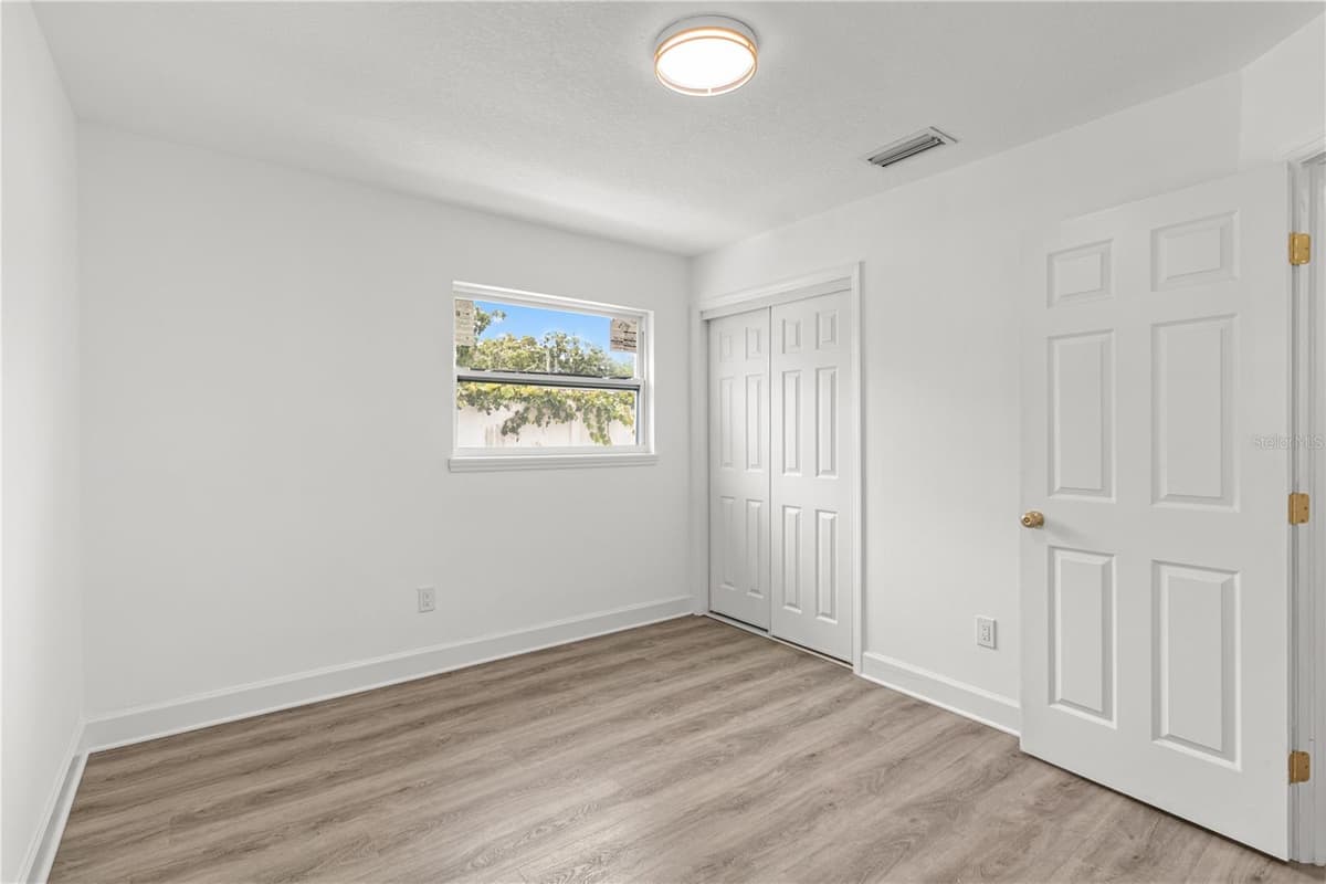 2917 CLIFTON STREET — photo 10 of 25