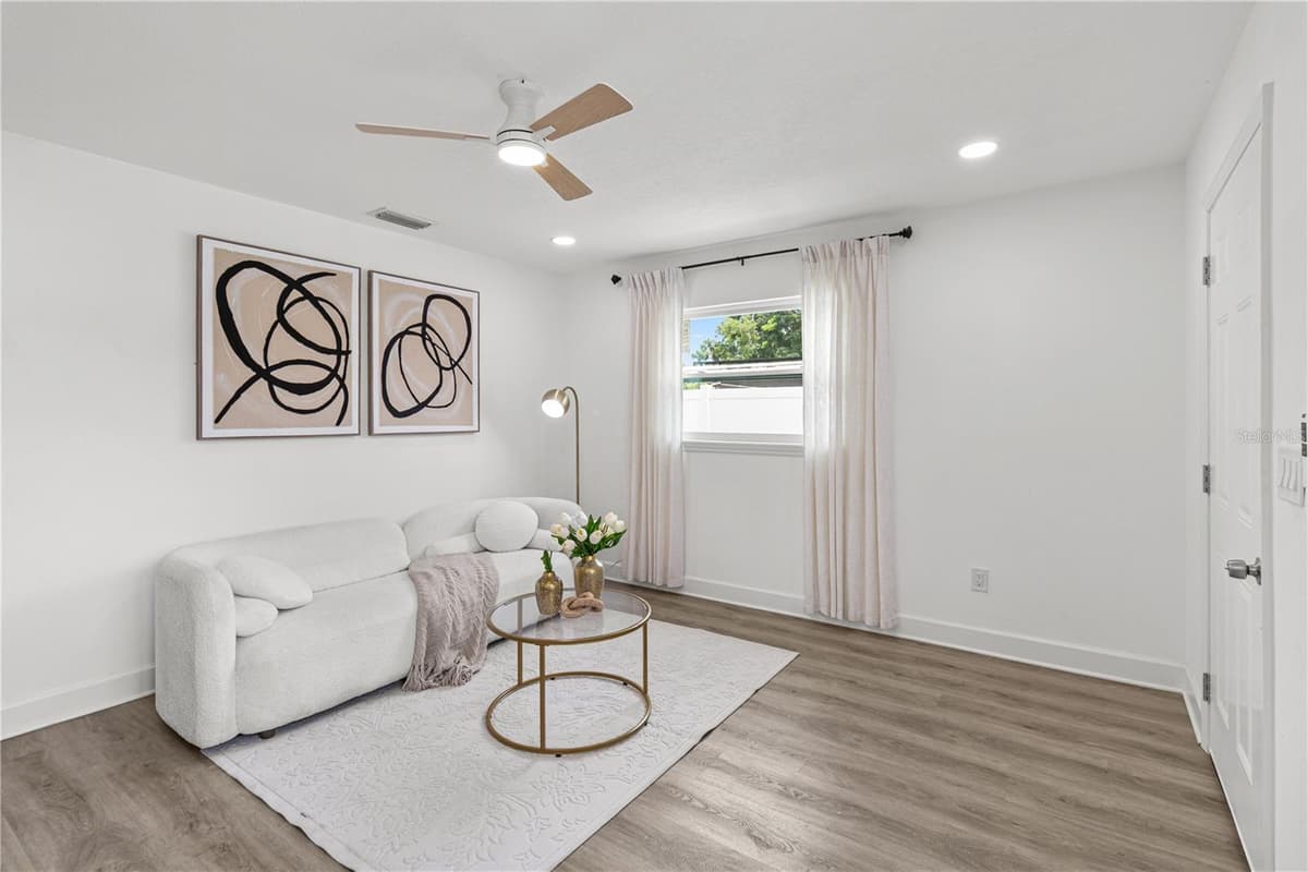2917 CLIFTON STREET — photo 3 of 25