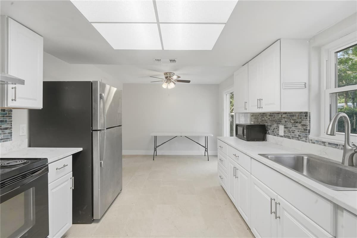 1528 VALENCIA AVENUE — photo 18 of 39