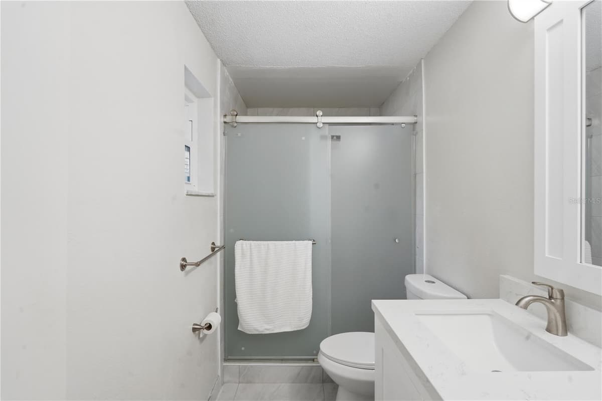 1528 VALENCIA AVENUE — photo 28 of 39