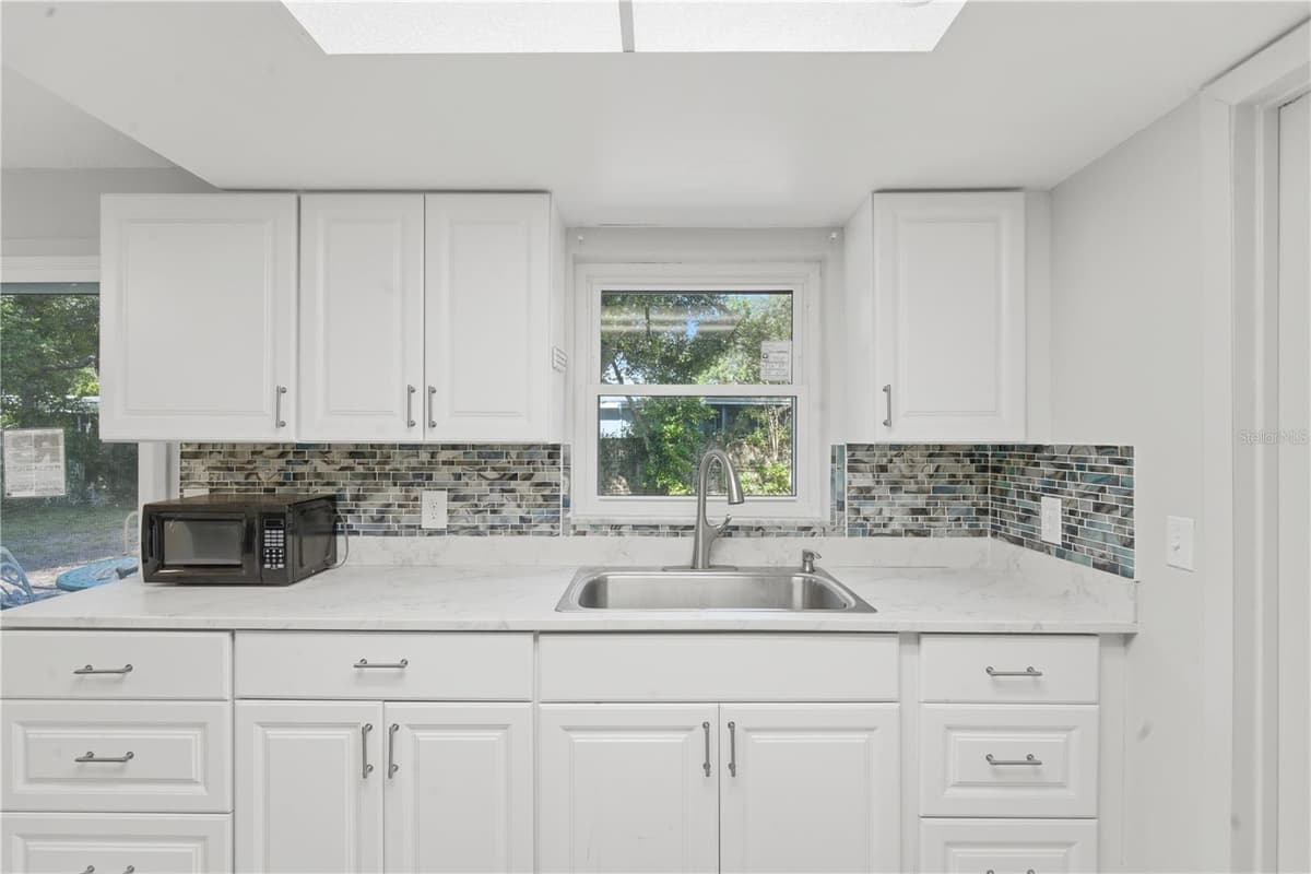 1528 VALENCIA AVENUE — photo 19 of 39