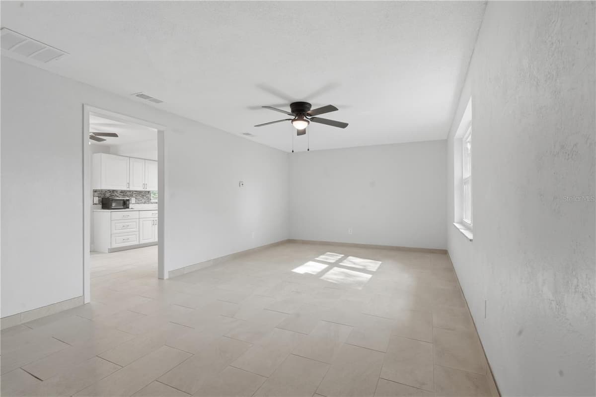 1528 VALENCIA AVENUE — photo 15 of 39