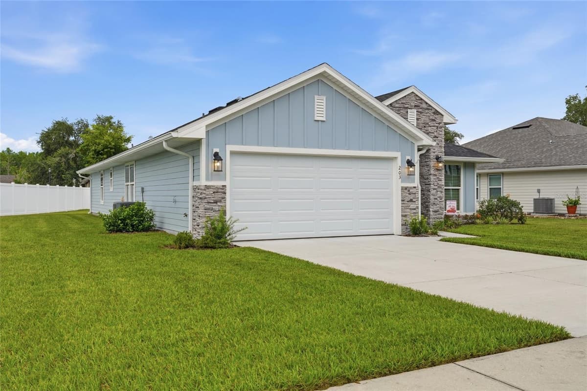 203 SILVER PALM DRIVE — photo 47 of 48