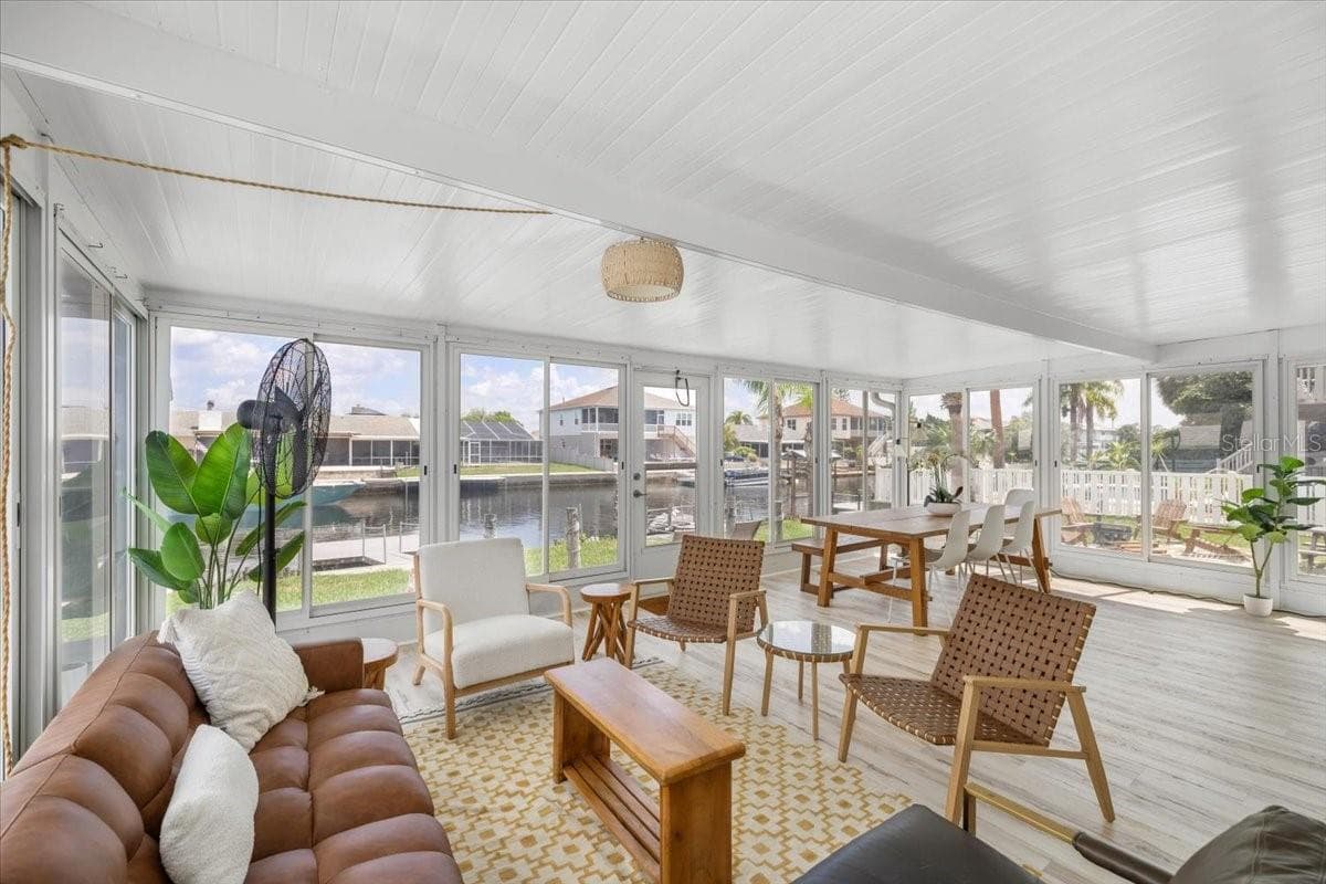 4009 CASA COURT — photo 10 of 51