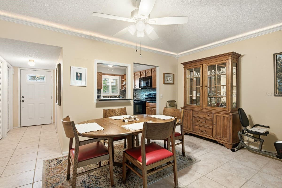 2440 WORLD PARKWAY BOULEVARD — photo 12 of 50