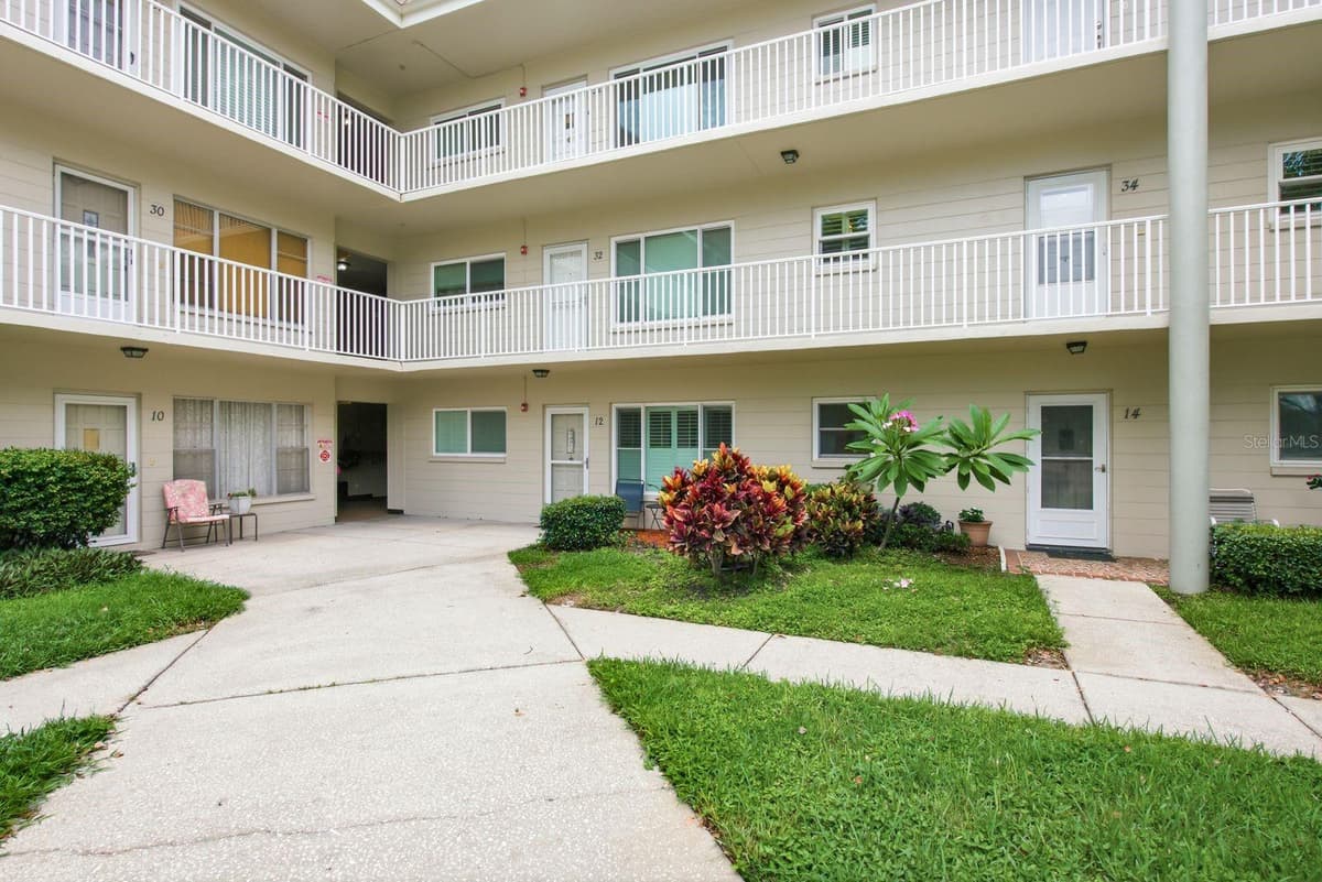 2440 WORLD PARKWAY BOULEVARD — photo 3 of 50