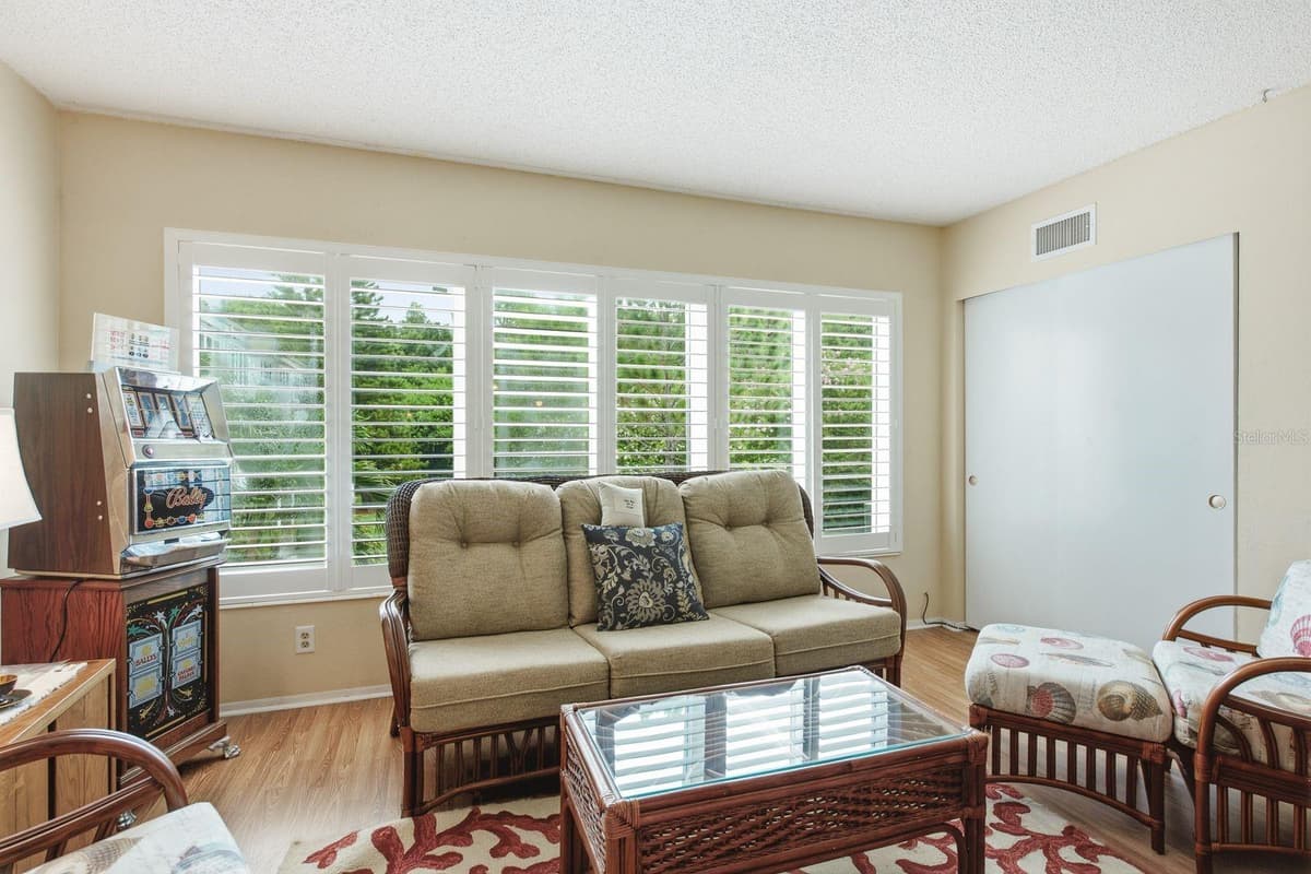 2440 WORLD PARKWAY BOULEVARD — photo 24 of 50