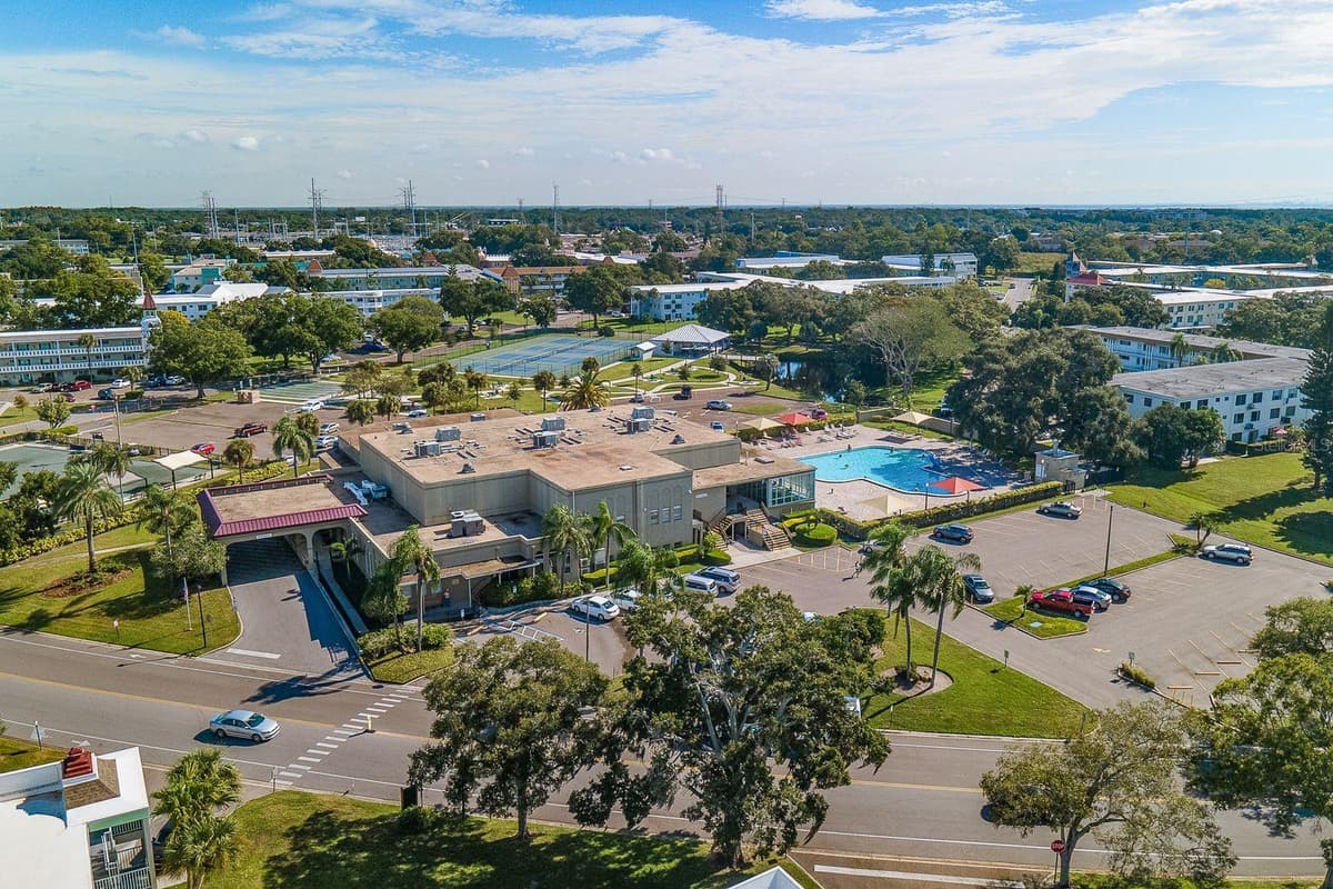 2440 WORLD PARKWAY BOULEVARD — photo 36 of 50