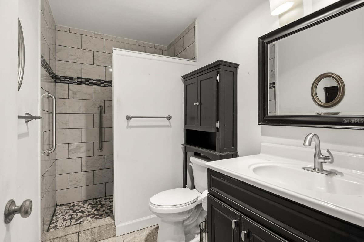 2440 WORLD PARKWAY BOULEVARD — photo 20 of 50