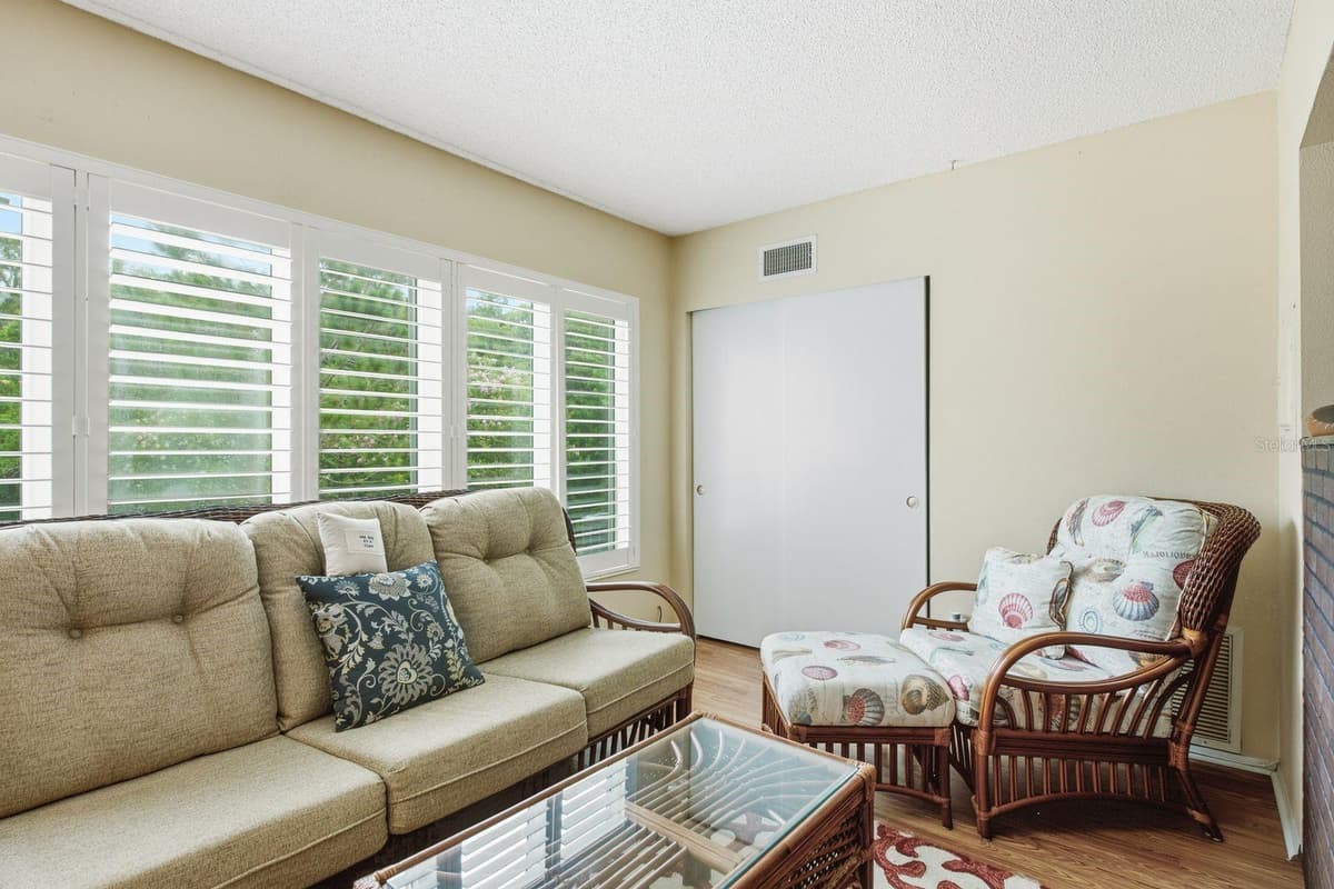 2440 WORLD PARKWAY BOULEVARD — photo 25 of 50