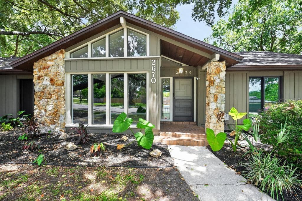 2670 JENNIFER HOPE BOULEVARD — photo 3 of 99