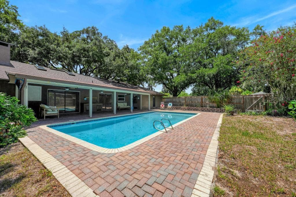 2670 JENNIFER HOPE BOULEVARD — photo 4 of 99