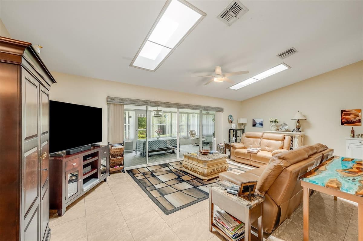 6590 BAY SHORE DRIVE — photo 22 of 58