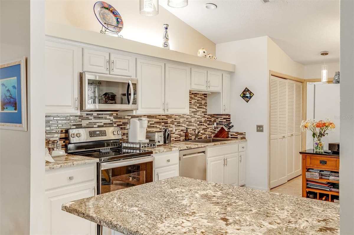 6590 BAY SHORE DRIVE — photo 27 of 58