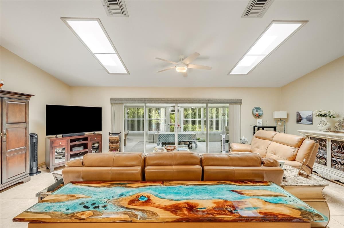 6590 BAY SHORE DRIVE — photo 21 of 58