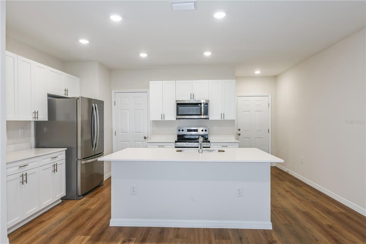 9872 PELICAN COAST DRIVE — photo 2 of 25