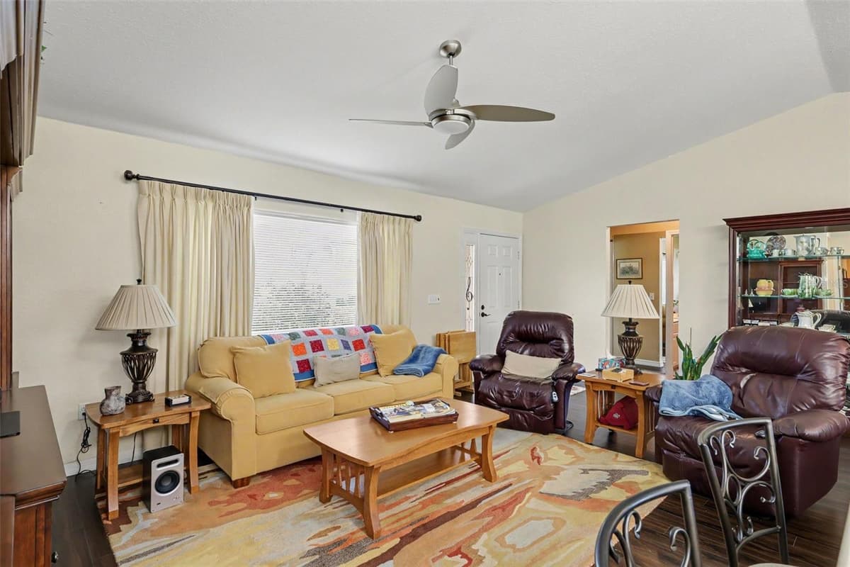 13810 87TH AVENUE — photo 7 of 27