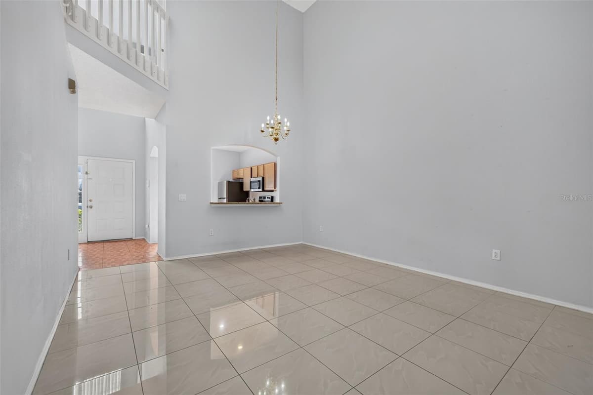 13304 SUMMERTON DRIVE — photo 16 of 54