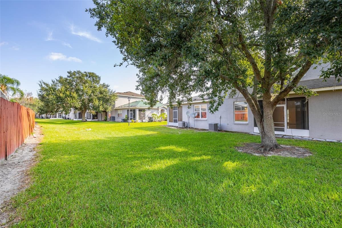 13304 SUMMERTON DRIVE — photo 45 of 54