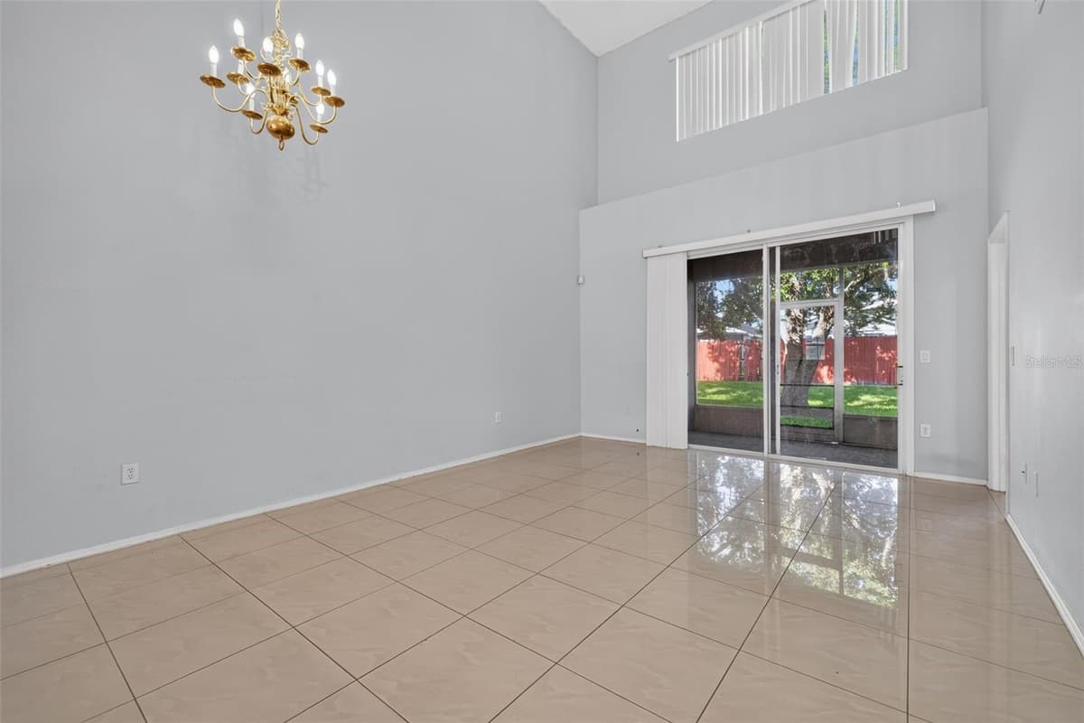 13304 SUMMERTON DRIVE — photo 12 of 54