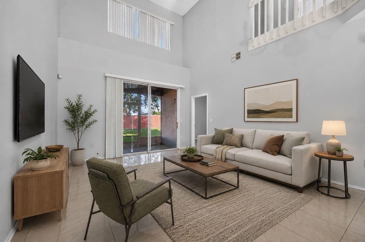 13304 SUMMERTON DRIVE — photo 13 of 54
