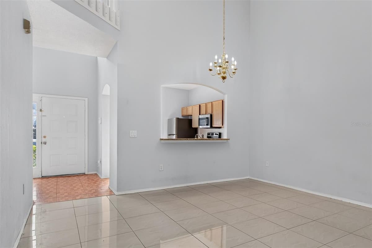 13304 SUMMERTON DRIVE — photo 18 of 54