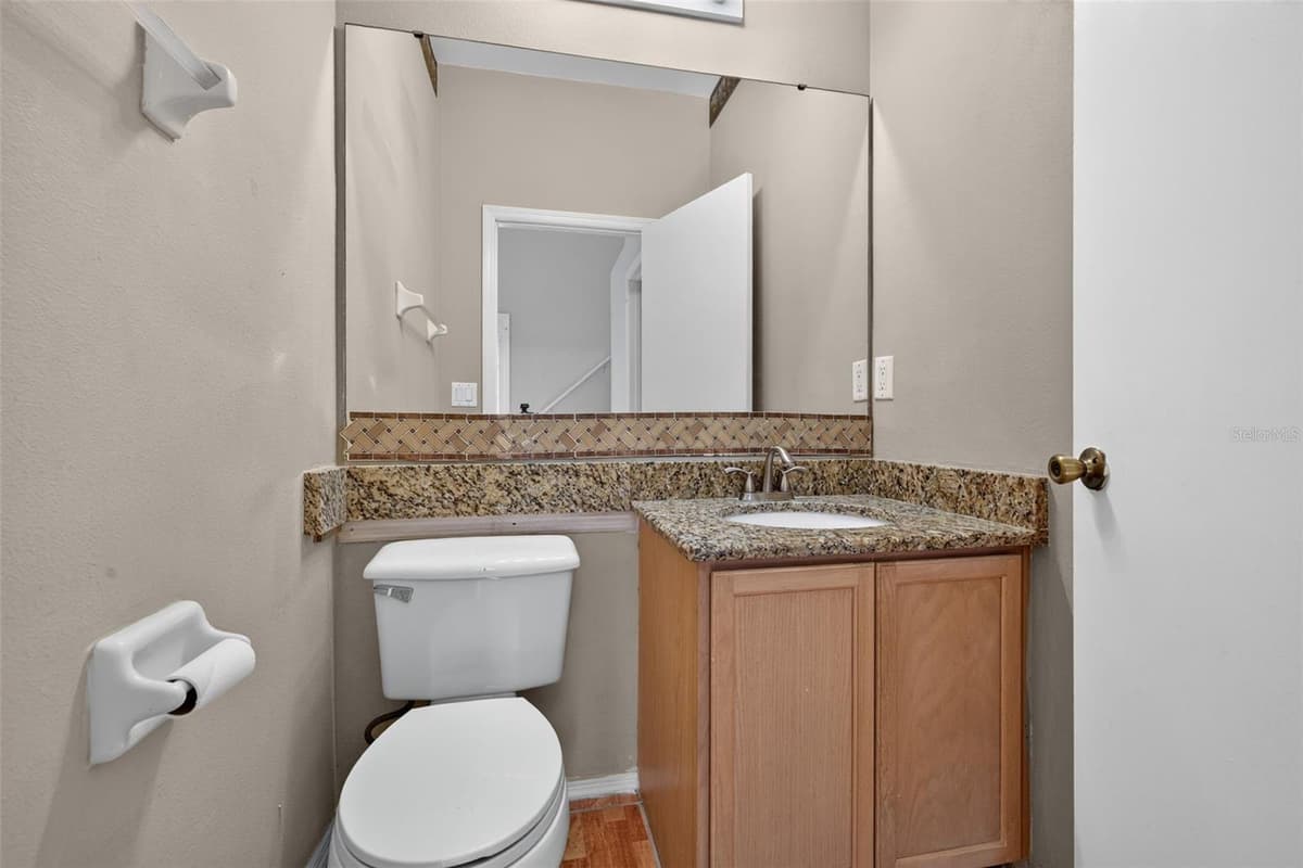 13304 SUMMERTON DRIVE — photo 27 of 54