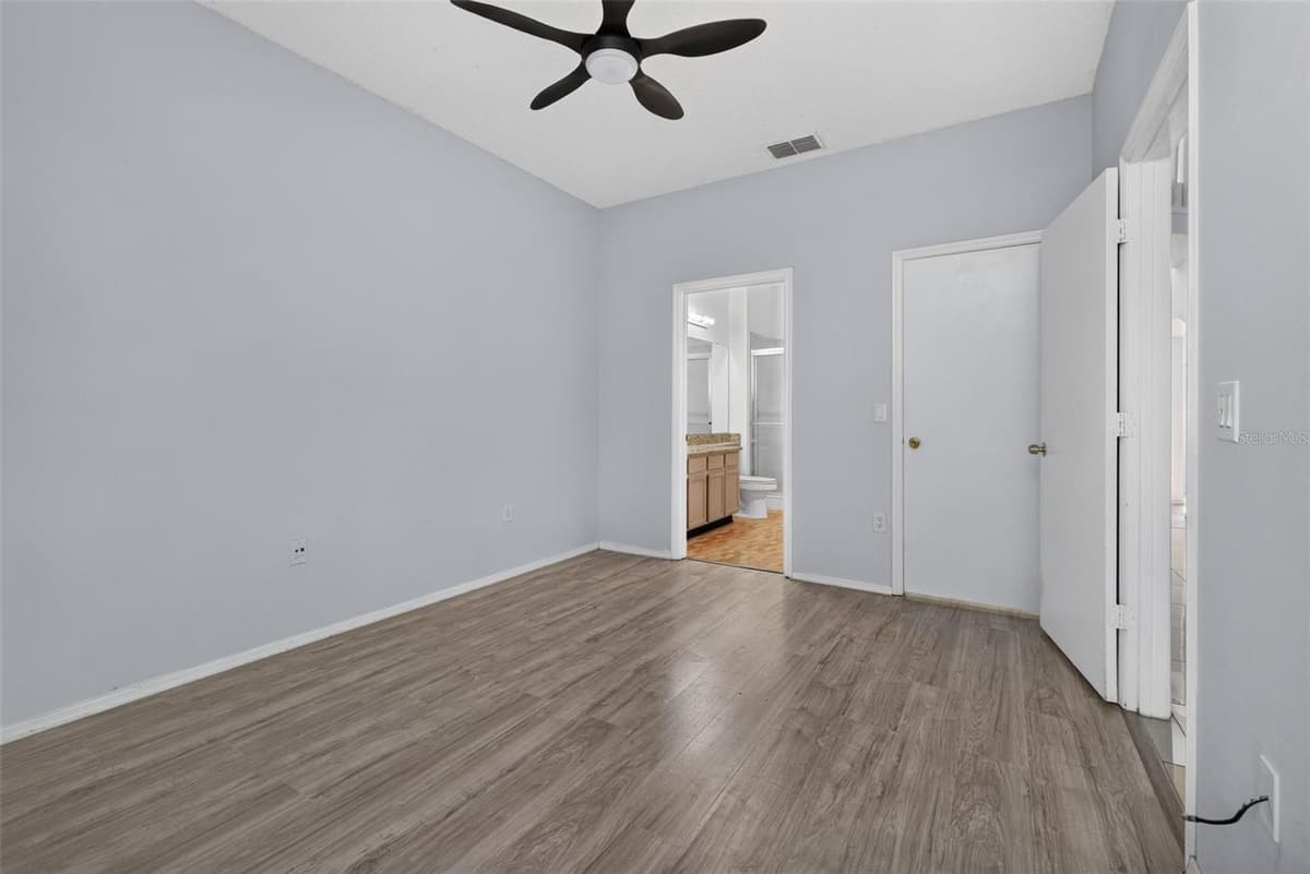 13304 SUMMERTON DRIVE — photo 22 of 54