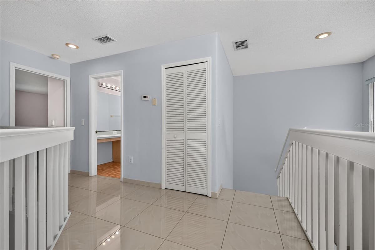 13304 SUMMERTON DRIVE — photo 29 of 54