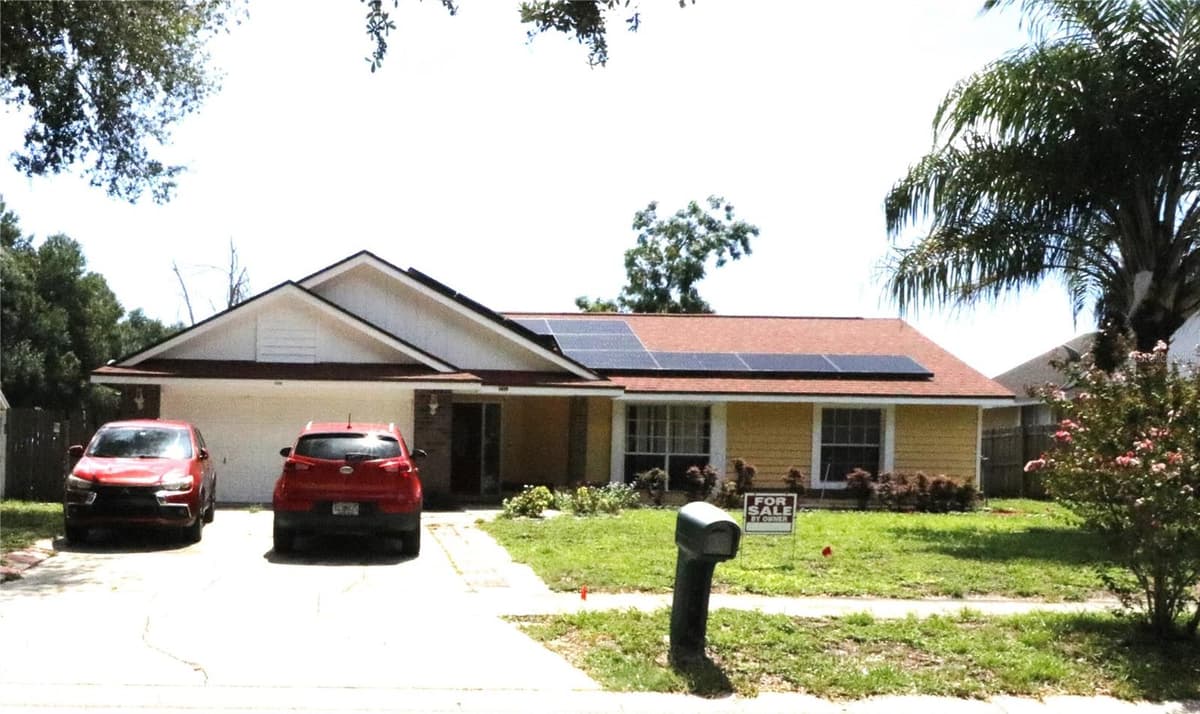 1419 CARRIAGE OAK COURT — photo 1 of 8