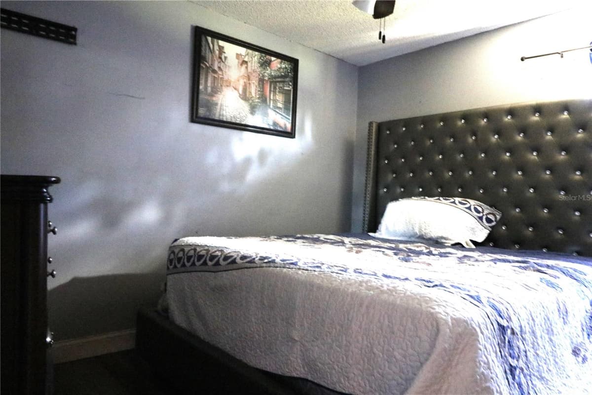 1419 CARRIAGE OAK COURT — photo 7 of 8