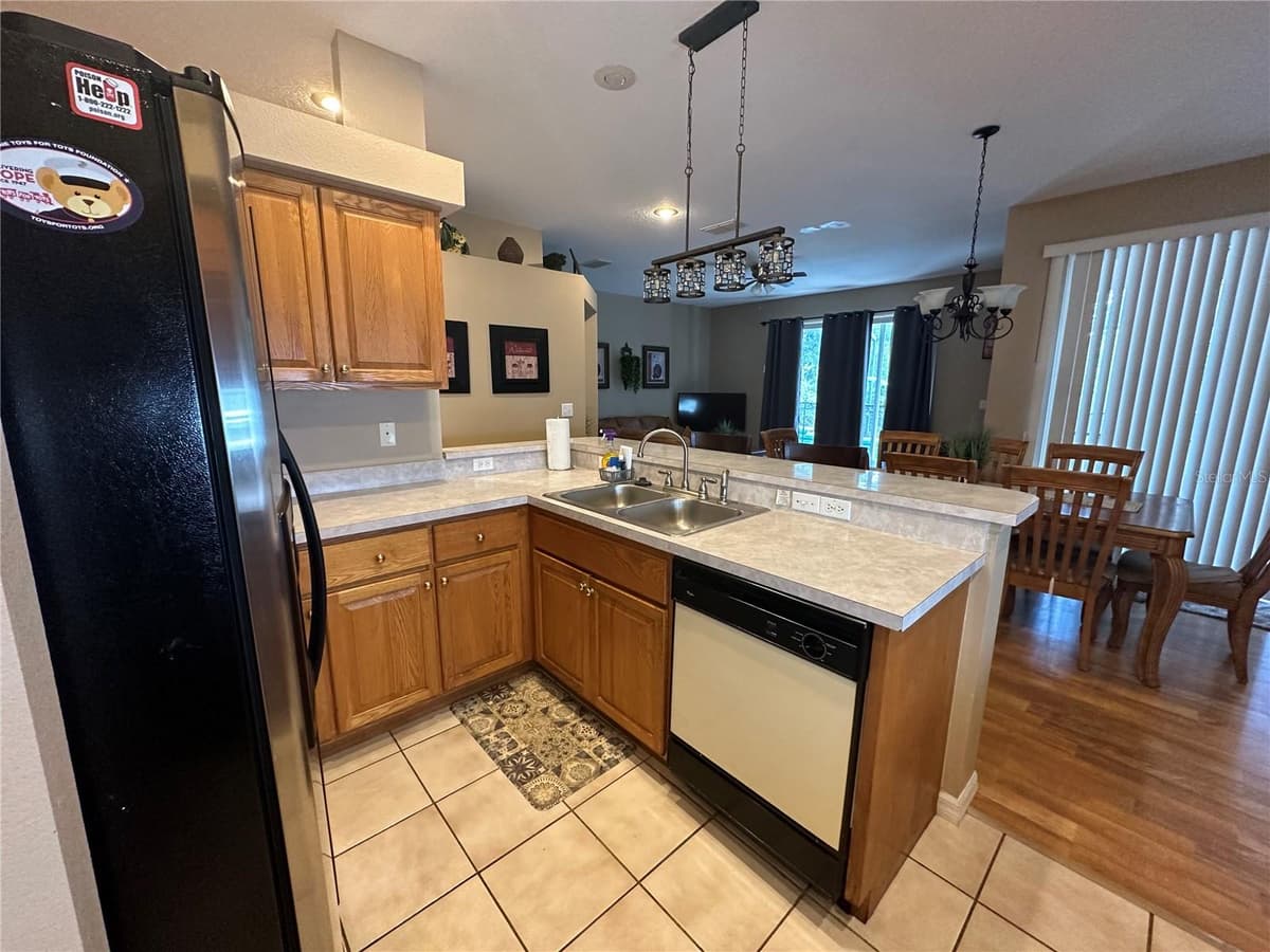 2918 SUNSET VISTA BOULEVARD — photo 15 of 34