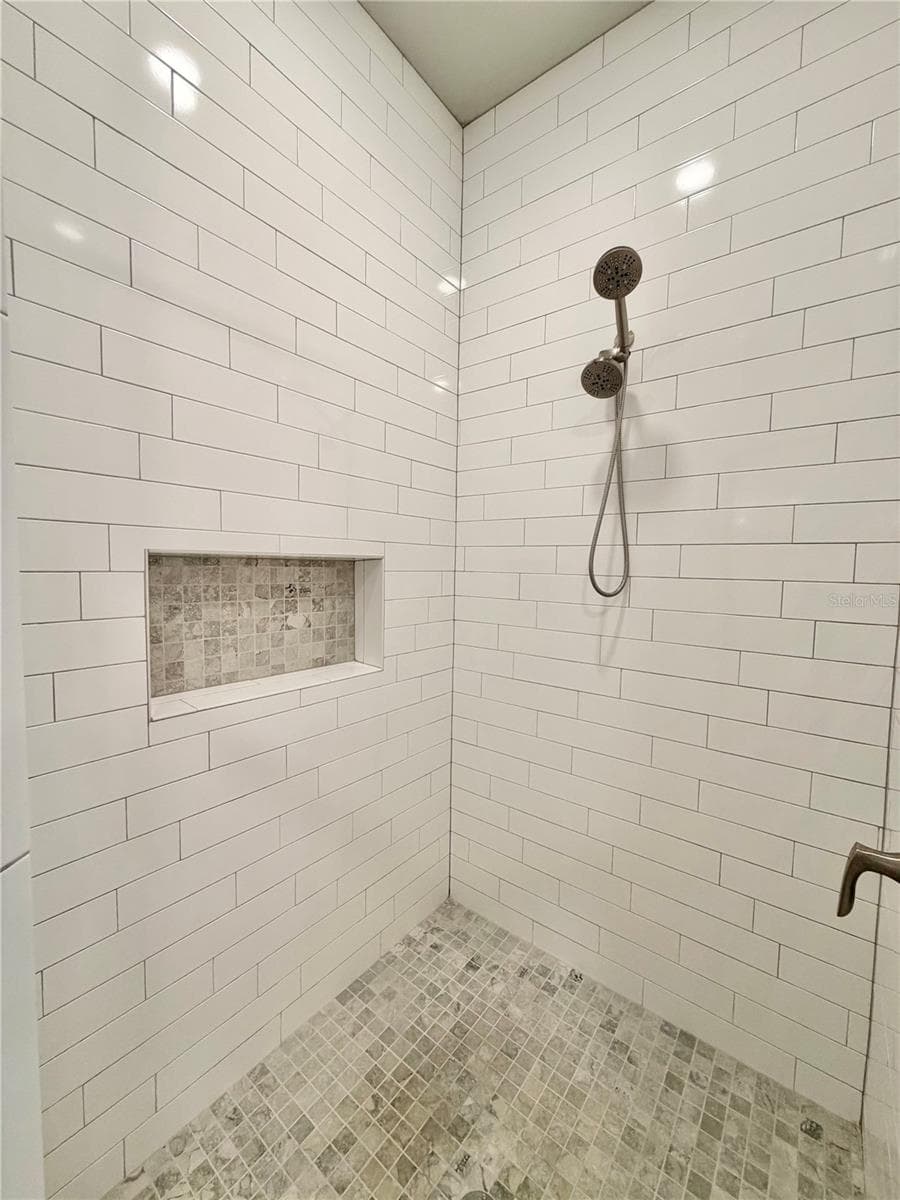 2537 48TH TERRACE — photo 18 of 43