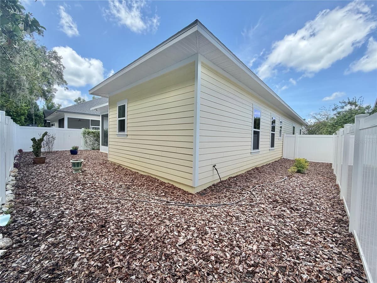 2537 48TH TERRACE — photo 34 of 43