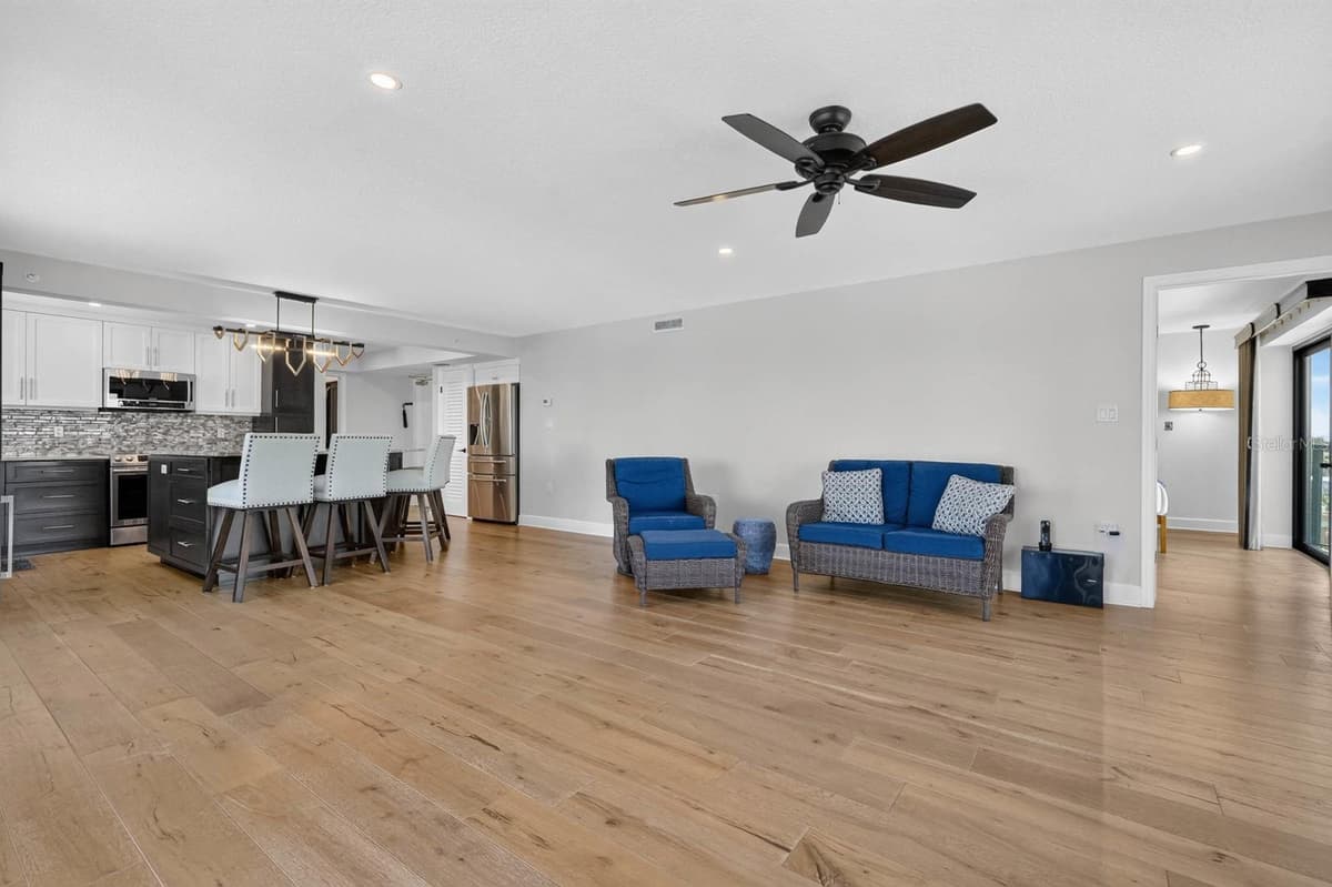 503 CAUSEWAY — photo 10 of 47