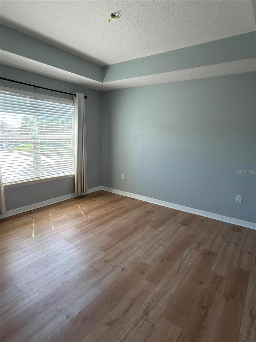 2113 BETSY ROSS LANE — photo 8 of 13