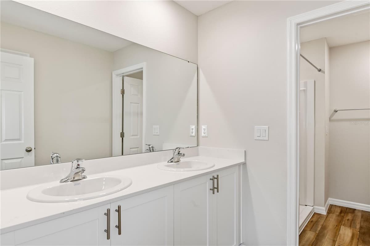 9868 PELICAN COAST DRIVE — photo 6 of 23