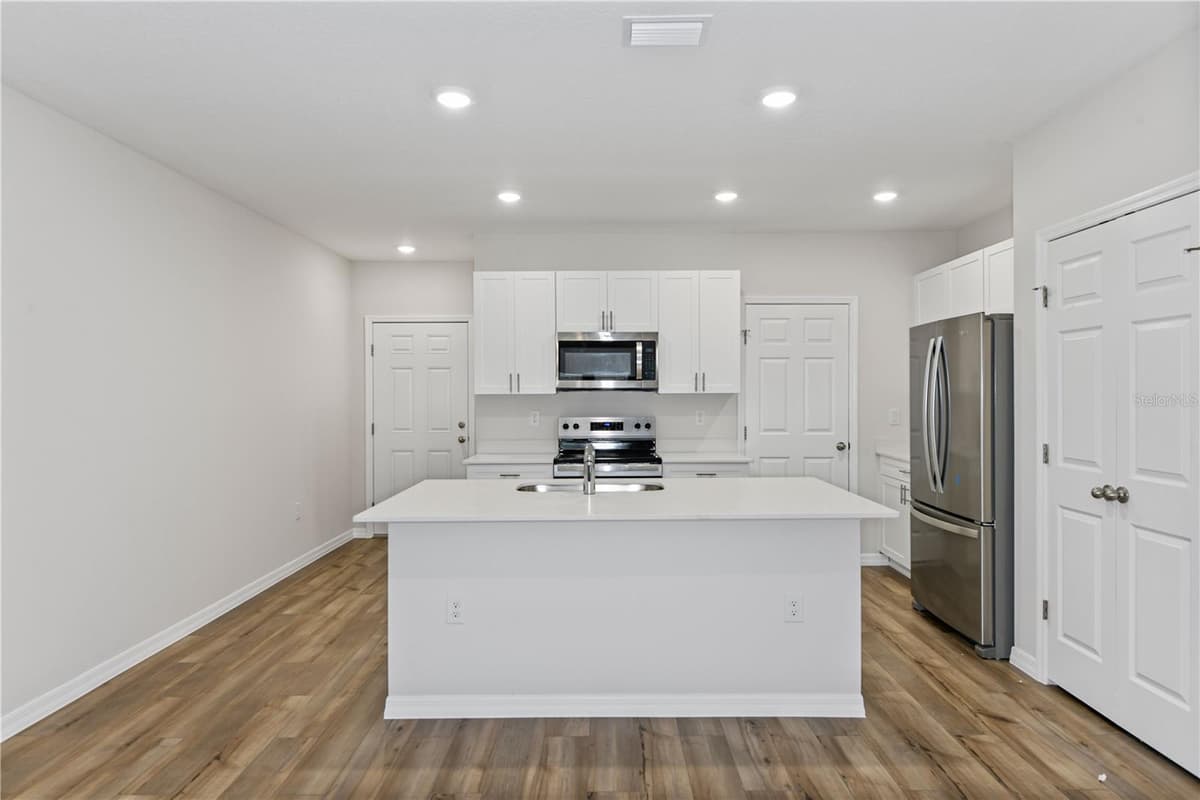 9868 PELICAN COAST DRIVE — photo 8 of 23