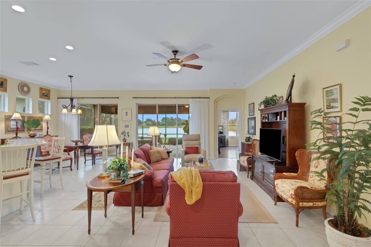 2530 LAUREL GLEN DRIVE — photo 4 of 61
